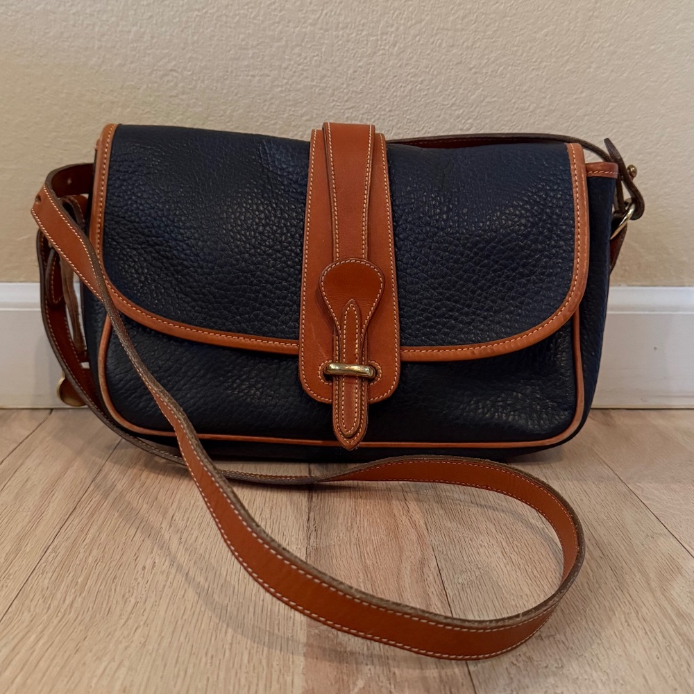 Vintage Dooney and Bourke All Weather Leather Classic Collection Equestrian Bag